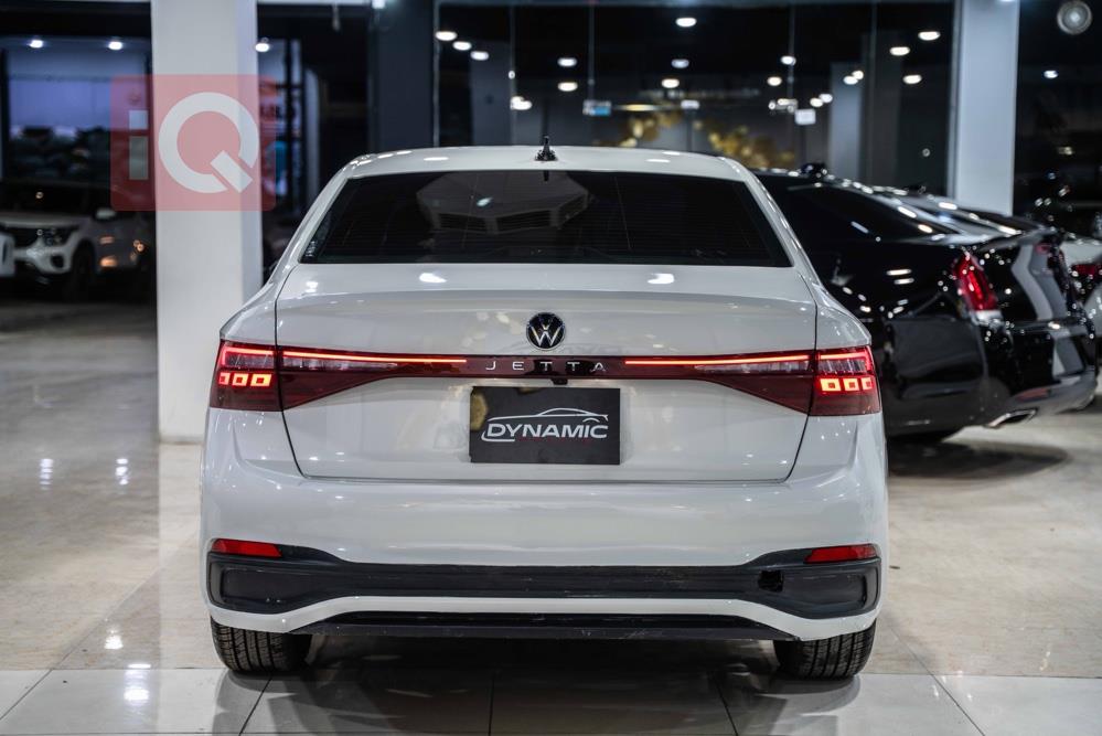 ڤۆڵکسواگن جێتا